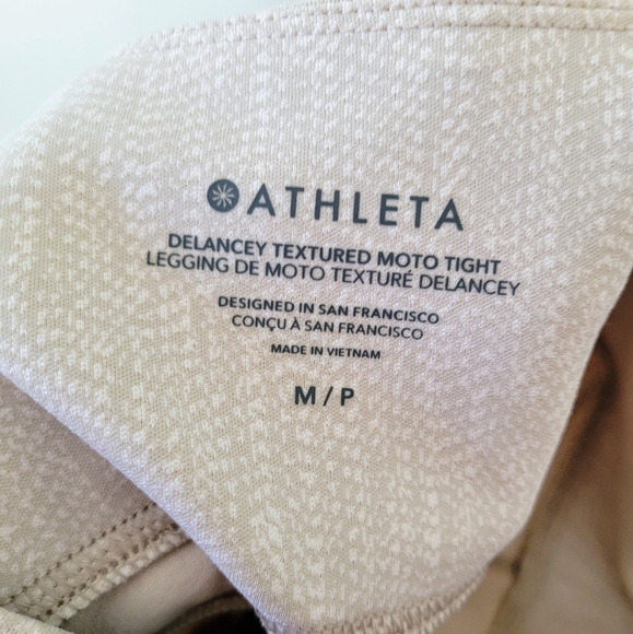 Athleta Delancey Textured Moto Tight EUC Size Medium, Zippered Pockets High Rise - Picture 6 of 15
